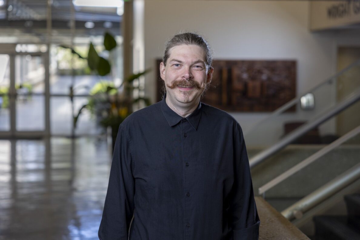 Headshot of Matthew Campbell