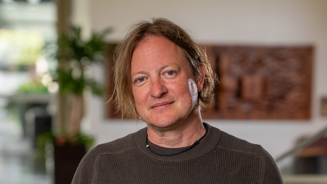 Headshot of Toby Pipes.